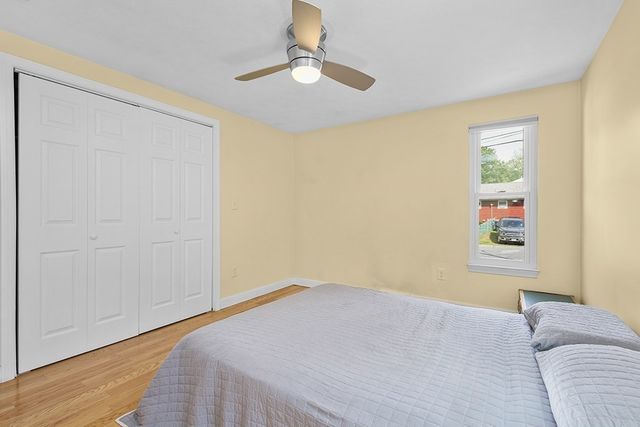 31 Acorn Dr 31, Randolph, MA 02368