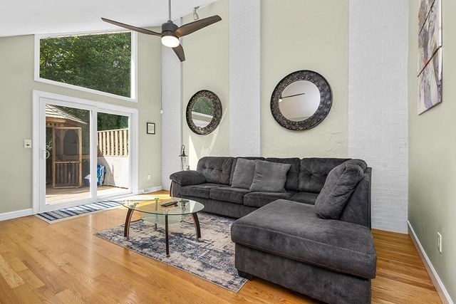 31 Acorn Dr 31, Randolph, MA 02368