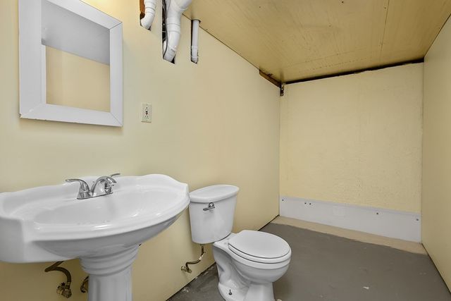 31 Acorn Dr 31, Randolph, MA 02368