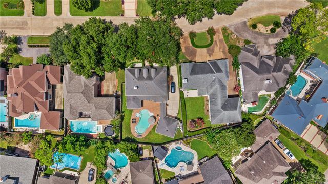 1221 Wedgewood Drive, Sugar Land, TX 77478
