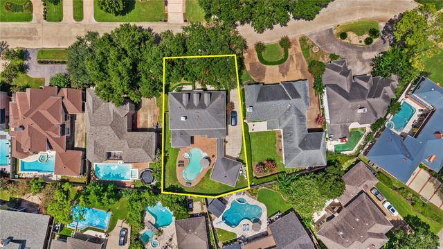 1221 Wedgewood Drive, Sugar Land, TX 77478