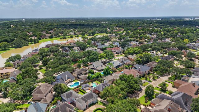 1221 Wedgewood Drive, Sugar Land, TX 77478