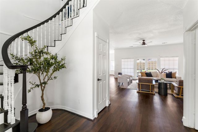 1221 Wedgewood Drive, Sugar Land, TX 77478
