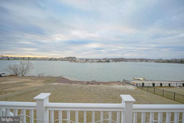 67 MULLEN DR, Sicklerville, NJ 08081