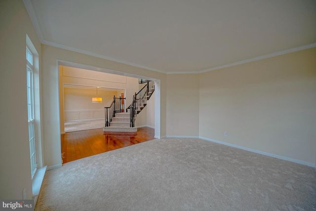 67 MULLEN DR, Sicklerville, NJ 08081