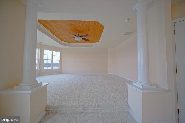 67 MULLEN DR, Sicklerville, NJ 08081