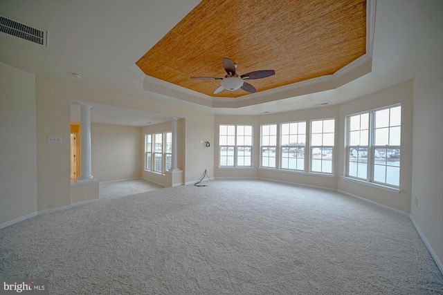 67 MULLEN DR, Sicklerville, NJ 08081