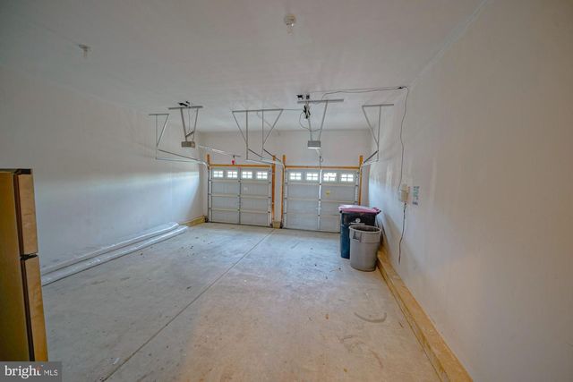 67 MULLEN DR, Sicklerville, NJ 08081