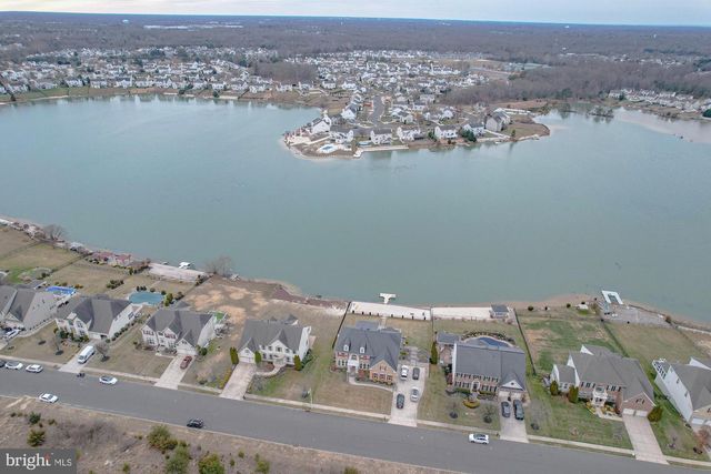 67 MULLEN DR, Sicklerville, NJ 08081