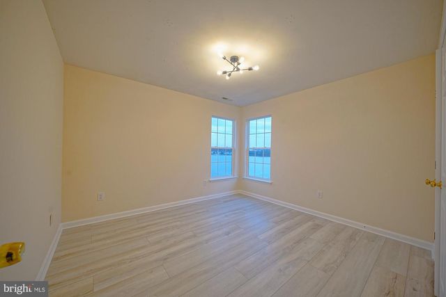 67 MULLEN DR, Sicklerville, NJ 08081