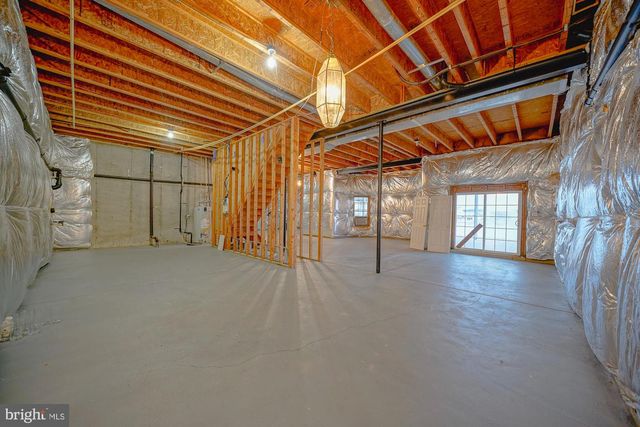 67 MULLEN DR, Sicklerville, NJ 08081