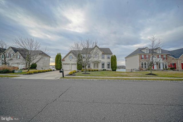 67 MULLEN DR, Sicklerville, NJ 08081