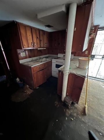 1581 Woodland Circle SE, Atlanta, GA 30316