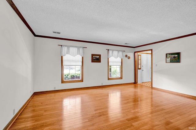 613 Berry Court, Evansville, IN 47710