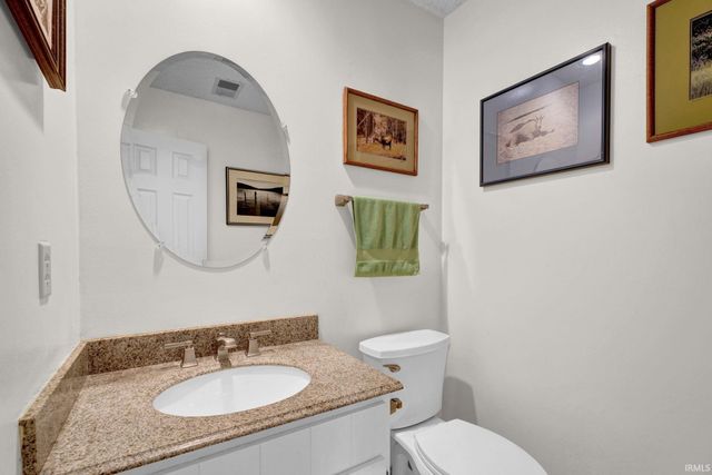 613 Berry Court, Evansville, IN 47710