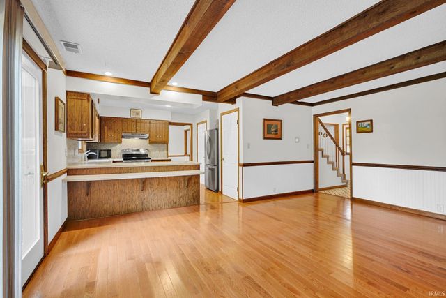 613 Berry Court, Evansville, IN 47710