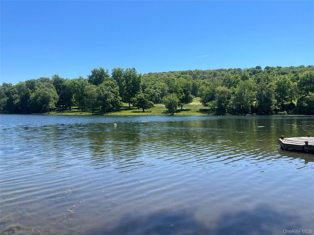 4-6 Anderson Road, Clinton Corners, NY 12514