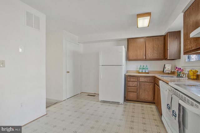 7641 HENNESEY CT, Glen Burnie, MD 21061