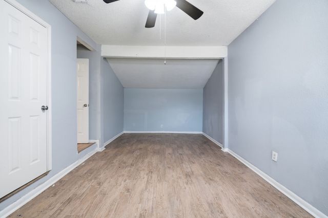 1401 Granbury Street, Cleburne, TX 76033