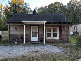 2243 DIXIE AV., Paducah, KY 42003