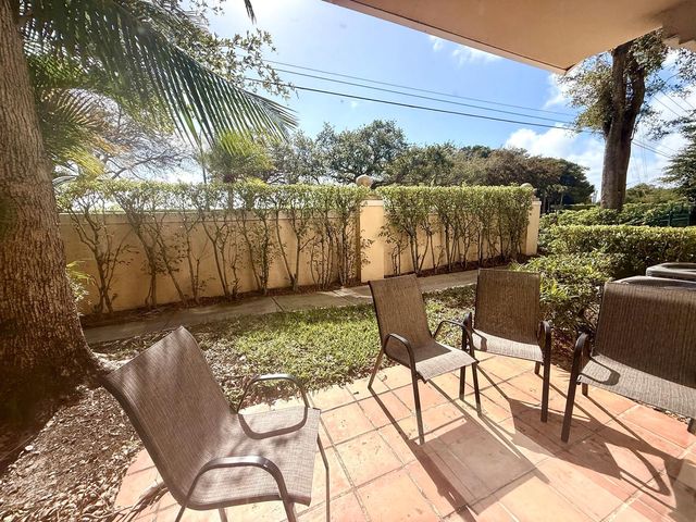 1707 Village Boulevard 112, West Palm Beach, FL 33409