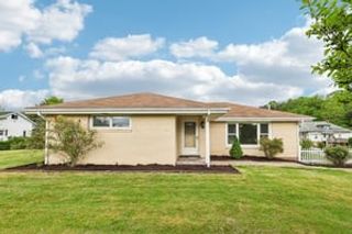 200 Edgewood Drive, Hopewell Twp, PA 15001