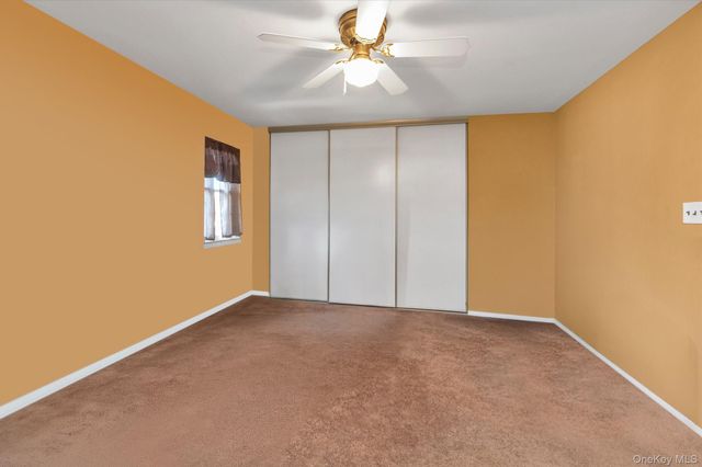 815 Franklin Avenue 13, Valley Stream, NY 11580