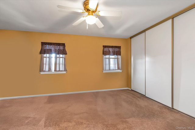 815 Franklin Avenue 13, Valley Stream, NY 11580