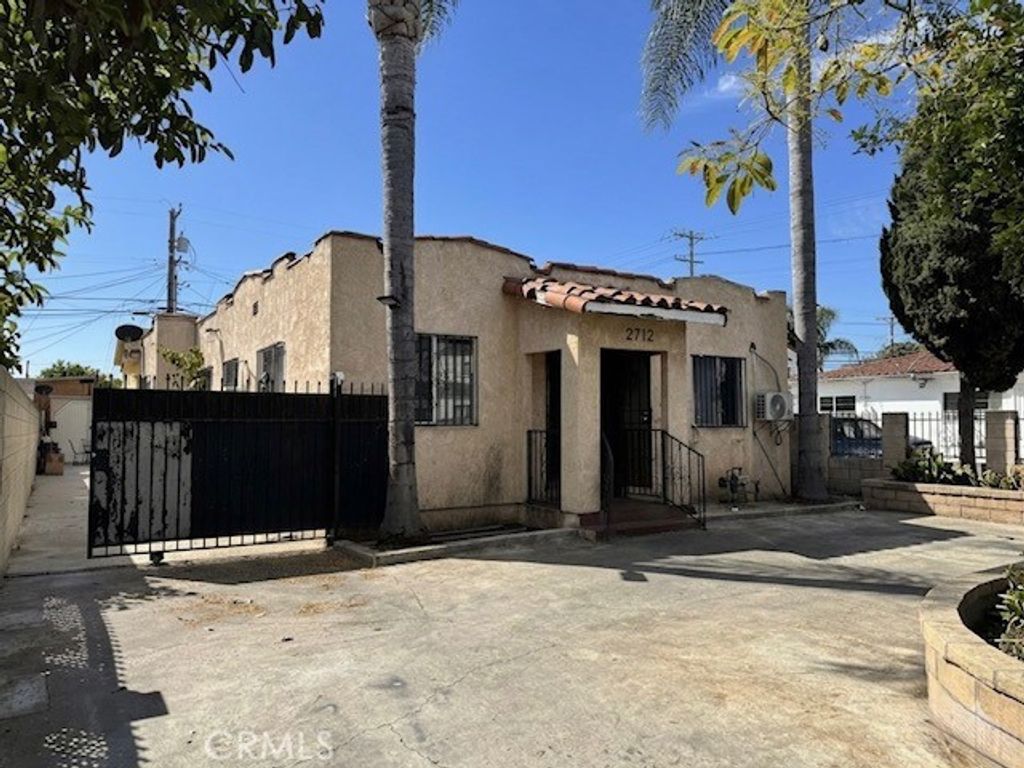 2712 California Street, Huntington Park, CA 90255