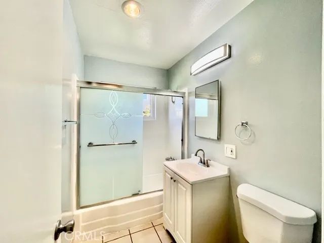 2964 Peppertree Lane A, Costa Mesa, CA 92626