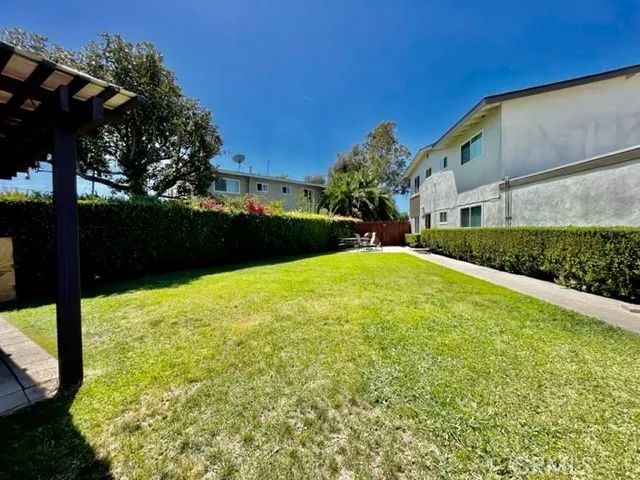 2964 Peppertree Lane A, Costa Mesa, CA 92626