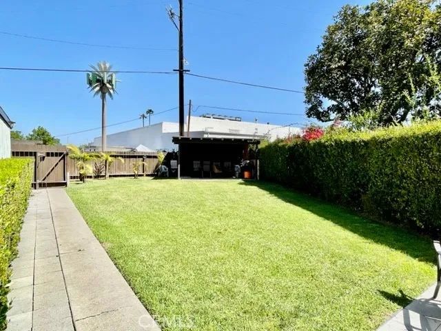 2964 Peppertree Lane A, Costa Mesa, CA 92626