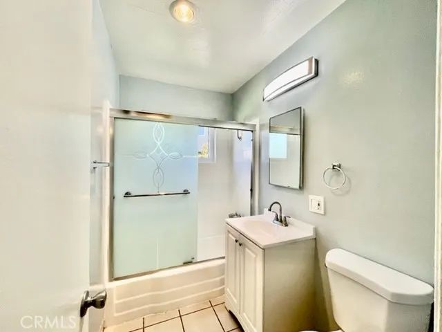 2964 Peppertree Lane A, Costa Mesa, CA 92626