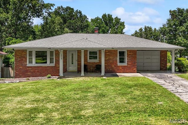 1019 Merrill Street, Lebanon, IL 62254