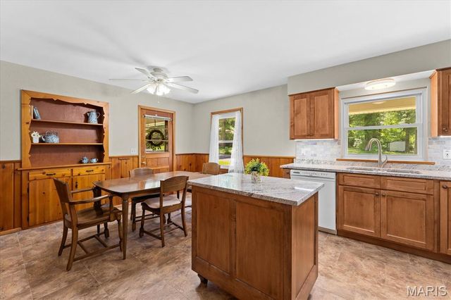 1019 Merrill Street, Lebanon, IL 62254