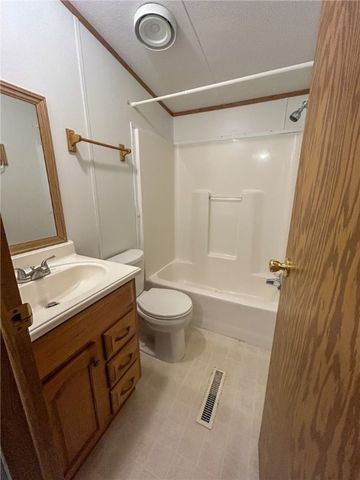 14 Indian Hills Drive, Fayette, NY 13165