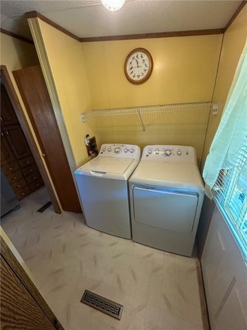 14 Indian Hills Drive, Fayette, NY 13165