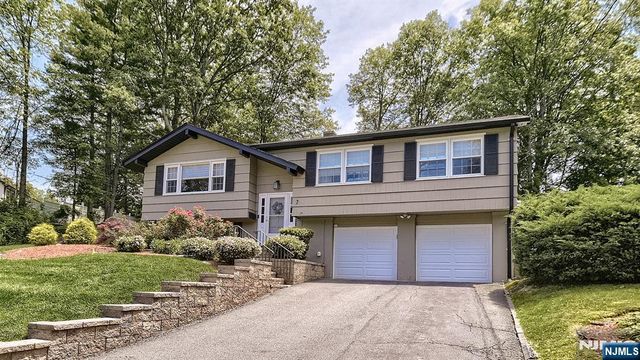7 Knight Road, Wayne, NJ 07470
