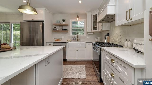 7 Knight Road, Wayne, NJ 07470
