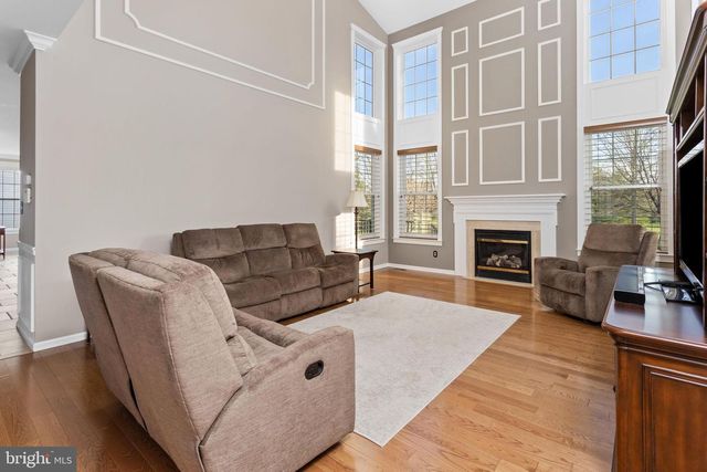16 HERITAGE DRIVE, Allentown, NJ 08501