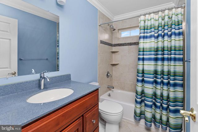 16 HERITAGE DRIVE, Allentown, NJ 08501