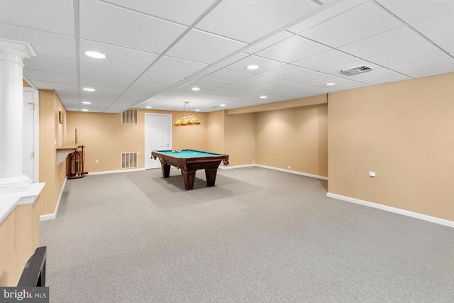 16 HERITAGE DRIVE, Allentown, NJ 08501