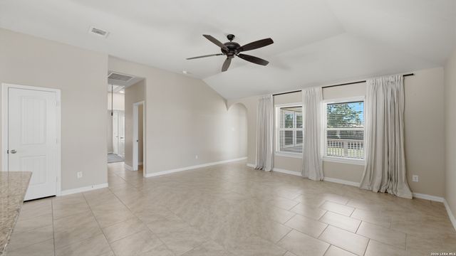 1970 KALLI JO LN, New Braunfels, TX 78130