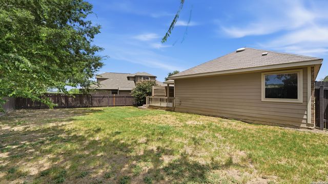 1970 KALLI JO LN, New Braunfels, TX 78130