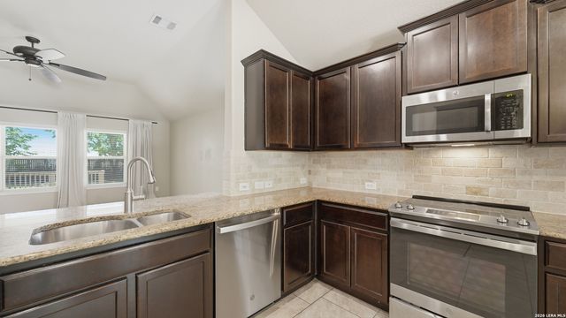 1970 KALLI JO LN, New Braunfels, TX 78130