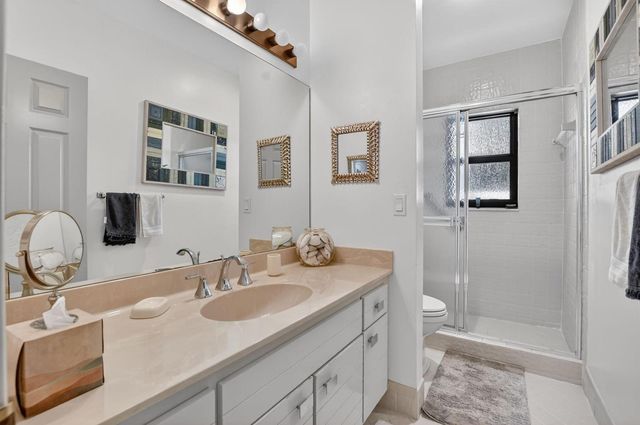22519 W Esplanada Cir W, Boca Raton, FL 33433
