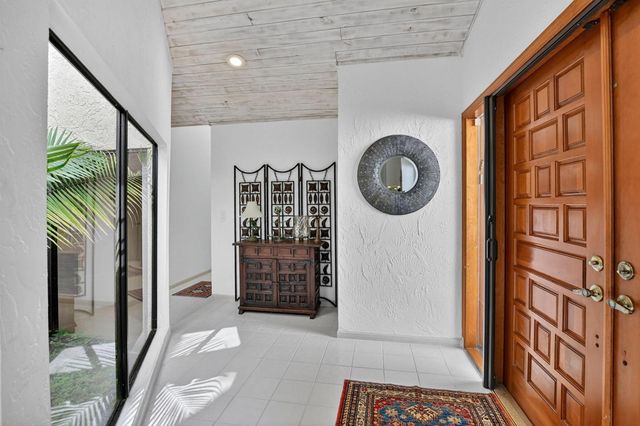 22519 W Esplanada Cir W, Boca Raton, FL 33433