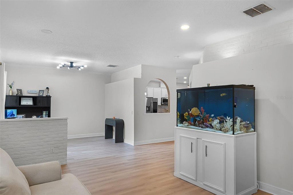 Image 15 of property listing at 13722 FOX GLOVE STREET, Winter Garden, FL 34787