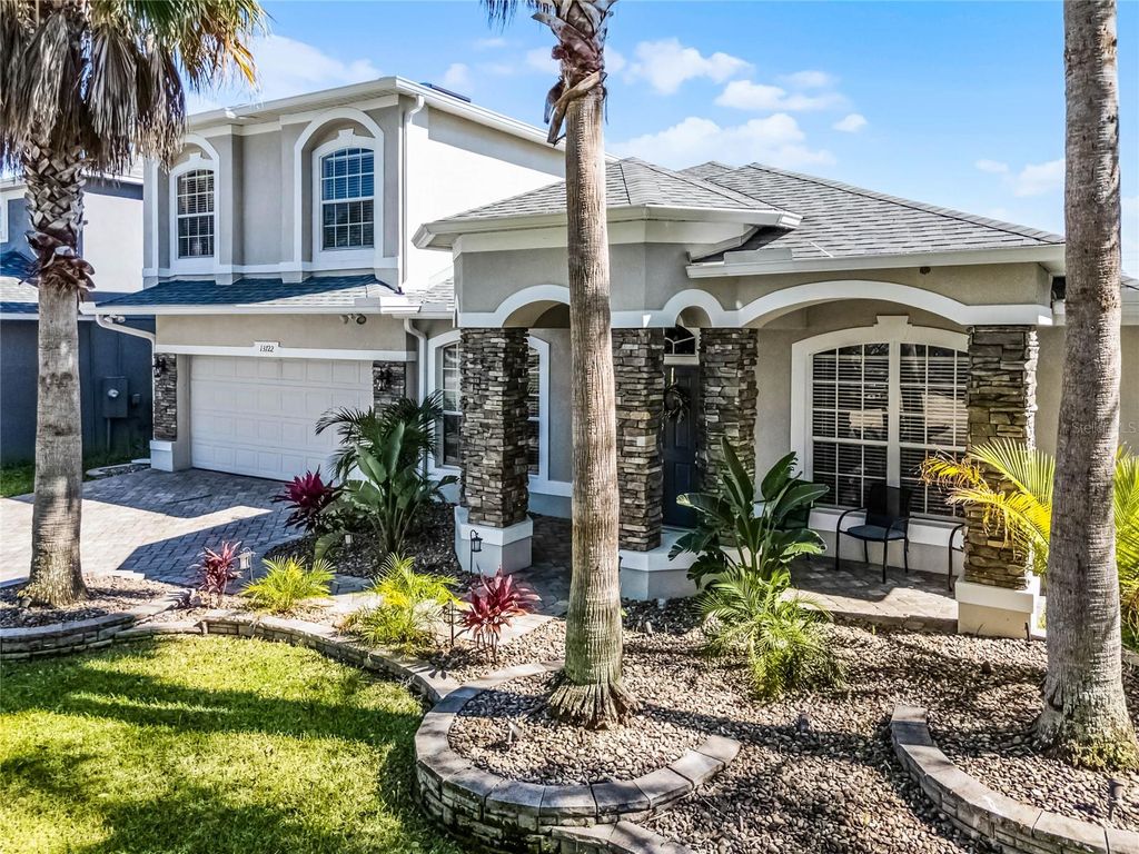 Image 3 of property listing at 13722 FOX GLOVE STREET, Winter Garden, FL 34787