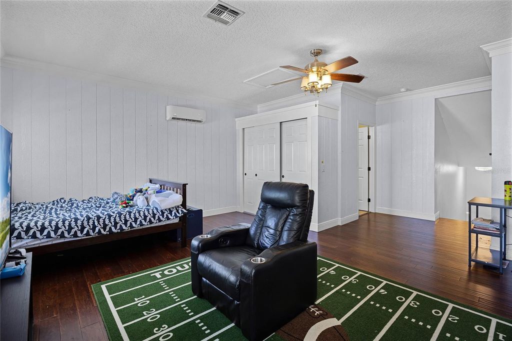 Image 33 of property listing at 13722 FOX GLOVE STREET, Winter Garden, FL 34787